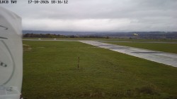 Pojezdová dráha, Runway