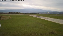 Pojezdová dráha, Runway