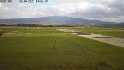 Pojezdová dráha, Runway