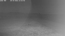 Pojezdová dráha, Runway