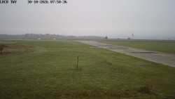 Pojezdová dráha, Runway