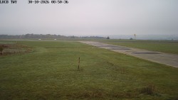 Pojezdová dráha, Runway