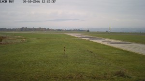 Flughafen Cheb - Rollbahn, Start- und Landebahn - 30.10.2026 v 12:45 Flughafen Cheb - Rollbahn, Start- und Landebahn - 30.10.2026 v 12:45
