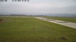 Pojezdová dráha, Runway