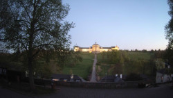 Hospitál