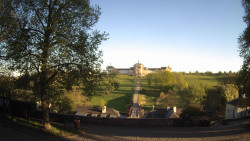 Hospitál