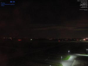 Letišti Ostrava Mošnov - Runway - 5.4.2026 v 02:30 Letišti Ostrava Mošnov - Runway - 5.4.2026 v 02:30