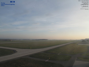 Letišti Ostrava Mošnov - Runway - 5.4.2026 v 07:00 Letišti Ostrava Mošnov - Runway - 5.4.2026 v 07:00