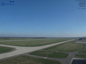 Letišti Ostrava Mošnov - Runway - 5.4.2026 v 09:15 Letišti Ostrava Mošnov - Runway - 5.4.2026 v 09:15