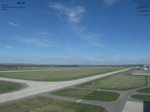 Letišti Ostrava Mošnov - Runway - 5.4.2026 v 12:30 Letišti Ostrava Mošnov - Runway - 5.4.2026 v 12:30