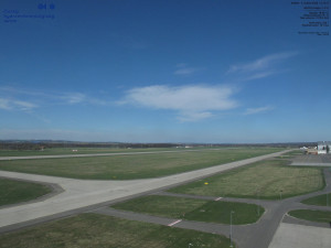 Letišti Ostrava Mošnov - Runway - 5.4.2026 v 14:15 Letišti Ostrava Mošnov - Runway - 5.4.2026 v 14:15