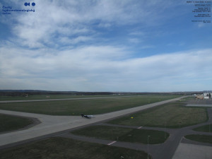 Letišti Ostrava Mošnov - Runway - 5.4.2026 v 16:15 Letišti Ostrava Mošnov - Runway - 5.4.2026 v 16:15