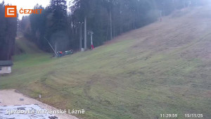 Skiareál Mariánky - Dolní stanice lanovky - 15.11.2025 v 11:30 Skiareál Mariánky - Dolní stanice lanovky - 15.11.2025 v 11:30