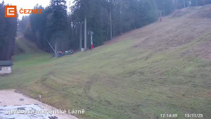 Skiareál Mariánky - Dolní stanice lanovky - 15.11.2025 v 12:15 Skiareál Mariánky - Dolní stanice lanovky - 15.11.2025 v 12:15