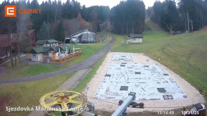 Skiareál Mariánky - Dolní stanice lanovky - 15.11.2025 v 13:15 Skiareál Mariánky - Dolní stanice lanovky - 15.11.2025 v 13:15