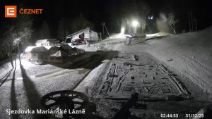 Skiareál Mariánky - Dolní stanice lanovky - 31.12.2025 v 02:45 Skiareál Mariánky - Dolní stanice lanovky - 31.12.2025 v 02:45