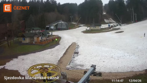Skiareál Mariánky - Dolní stanice lanovky - 12.4.2026 v 11:15 Skiareál Mariánky - Dolní stanice lanovky - 12.4.2026 v 11:15