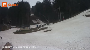 Skiareál Mariánky - Dolní stanice lanovky - 12.4.2026 v 12:30 Skiareál Mariánky - Dolní stanice lanovky - 12.4.2026 v 12:30