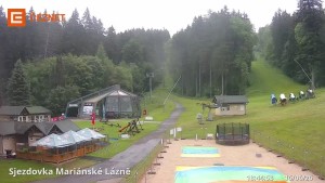 Skigebiet Mariánky - Untere Seilbahnstation - 16.6.2026 v 18:45 Skigebiet Mariánky - Untere Seilbahnstation - 16.6.2026 v 18:45