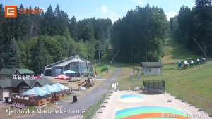 Skigebiet Mariánky - Untere Seilbahnstation - 31.7.2026 v 13:45 Skigebiet Mariánky - Untere Seilbahnstation - 31.7.2026 v 13:45