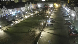 Město Beroun - Husovo náměstí - 17.11.2025 v 00:15 Město Beroun - Husovo náměstí - 17.11.2025 v 00:15