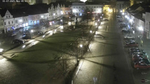 Město Beroun - Husovo náměstí - 17.11.2025 v 04:45 Město Beroun - Husovo náměstí - 17.11.2025 v 04:45