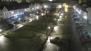 Město Beroun - Husovo náměstí - 17.11.2025 v 06:15 Město Beroun - Husovo náměstí - 17.11.2025 v 06:15