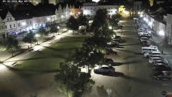 Husovo náměstí