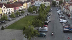 Husovo náměstí