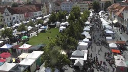Husovo náměstí
