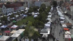 Husovo náměstí