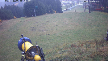 Snímek    3.11.2025 v 07:30