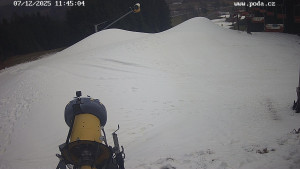 Ski snowpark Harusův kopec - Harusák - Sjezdovka - 7.12.2025 v 11:45 Ski snowpark Harusův kopec - Harusák - Sjezdovka - 7.12.2025 v 11:45