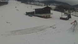 Lyžařská škola a dětské hřiště