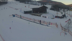 Lyžařská škola a dětské hřiště