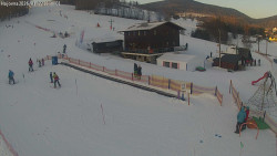 Lyžařská škola a dětské hřiště