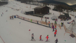 Lyžařská škola a dětské hřiště