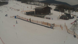 Lyžařská škola a dětské hřiště