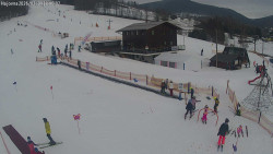 Lyžařská škola a dětské hřiště