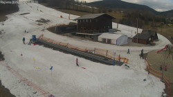 Lyžařská škola a dětské hřiště