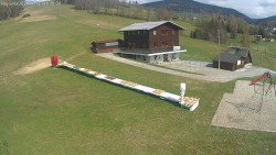 Lyžařská škola a dětské hřiště