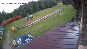 Narciarski ośrodek miasta Meziboří - Wsiadanie na wyciąg - 24.6.2026 v 04:45 Narciarski ośrodek miasta Meziboří - Wsiadanie na wyciąg - 24.6.2026 v 04:45