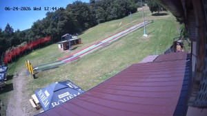 Narciarski ośrodek miasta Meziboří - Wsiadanie na wyciąg - 24.6.2026 v 13:45 Narciarski ośrodek miasta Meziboří - Wsiadanie na wyciąg - 24.6.2026 v 13:45