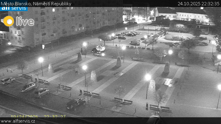 Město Blansko - Náměstí Republiky - 24.10.2025 v 22:32 Město Blansko - Náměstí Republiky - 24.10.2025 v 22:32