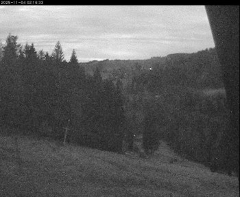 Snímek    3.11.2025 v 23:00