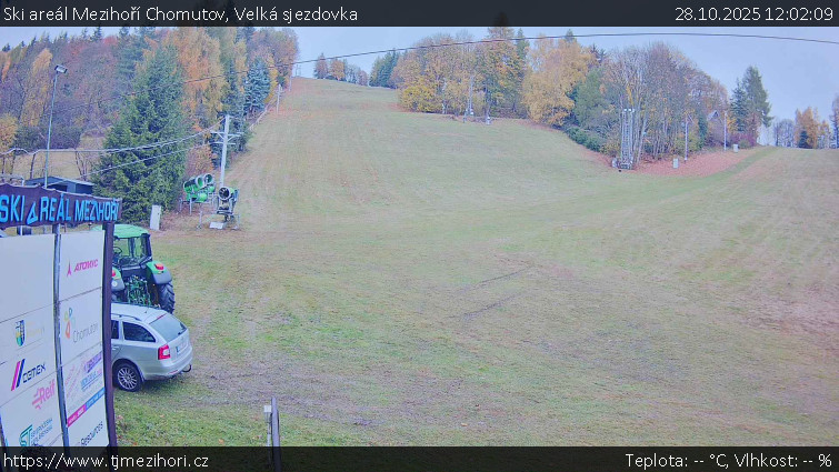Ski areál Mezihoří Chomutov - Velká sjezdovka - 28.10.2025 v 12:02 Ski areál Mezihoří Chomutov - Velká sjezdovka - 28.10.2025 v 12:02