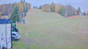 Ski areál Mezihoří Chomutov - Velká sjezdovka - 28.10.2025 v 15:02 Ski areál Mezihoří Chomutov - Velká sjezdovka - 28.10.2025 v 15:02