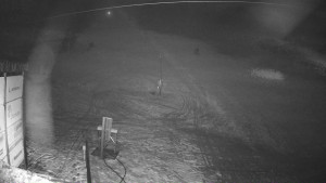 Ski areál Mezihoří Chomutov - Velká sjezdovka - 7.12.2025 v 04:31 Ski areál Mezihoří Chomutov - Velká sjezdovka - 7.12.2025 v 04:31