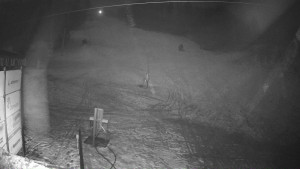 Ski areál Mezihoří Chomutov - Velká sjezdovka - 7.12.2025 v 06:01 Ski areál Mezihoří Chomutov - Velká sjezdovka - 7.12.2025 v 06:01