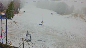 Ski areál Mezihoří Chomutov - Velká sjezdovka - 7.12.2025 v 10:01 Ski areál Mezihoří Chomutov - Velká sjezdovka - 7.12.2025 v 10:01